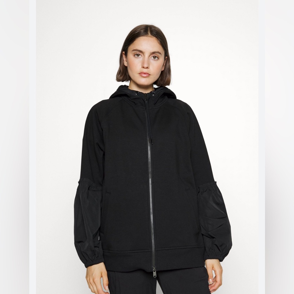 Athleta On My Way Triump Hoodie